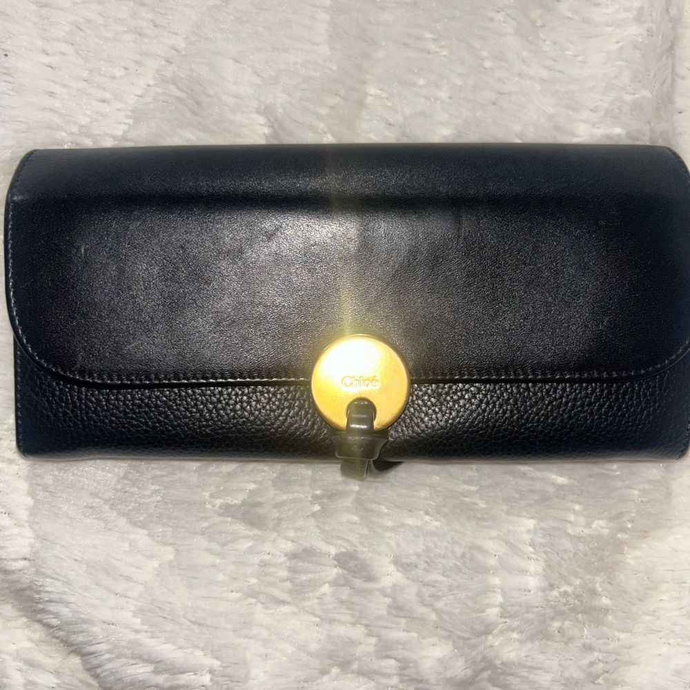 Chloé Black Leather Wallet with Gold Accent
